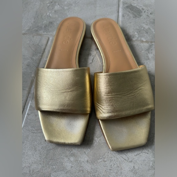 Aeyde Anna Leather Sandals in gold - Picture 8 of 9
